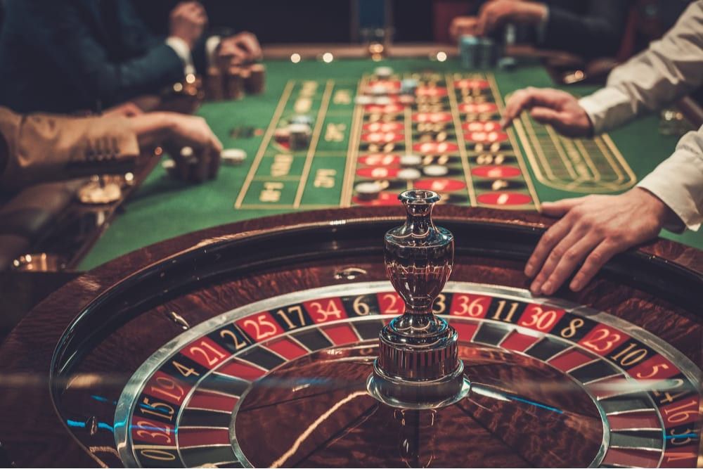 3 CARD FLY کیسینو میں ایک آن لائن گیم کا انتخاب کریں۔