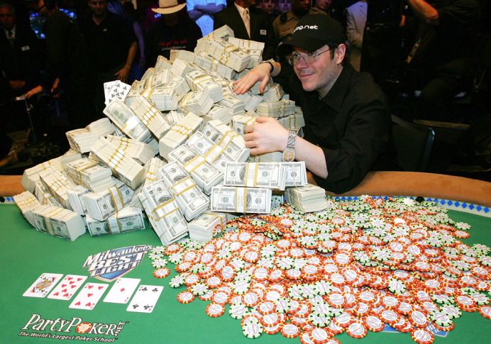 3 CARD FLY آن لائن کیسینو میں اصل گیمز